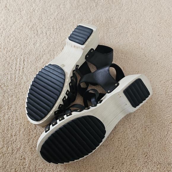 ANTHROPOLOGIE KELSI DAGGER Brooklyn Grain Ankle Strap Leather & Wooded Sandals - Picture 2 of 12